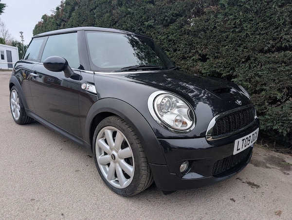 Used MINI Hatch 2009 for sale - 73684447: Photo 1