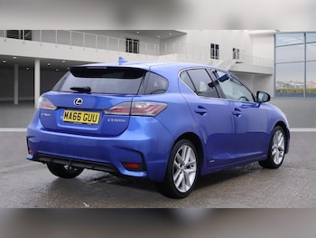 Used Lexus CT 2016 for sale - 77008086: Photo