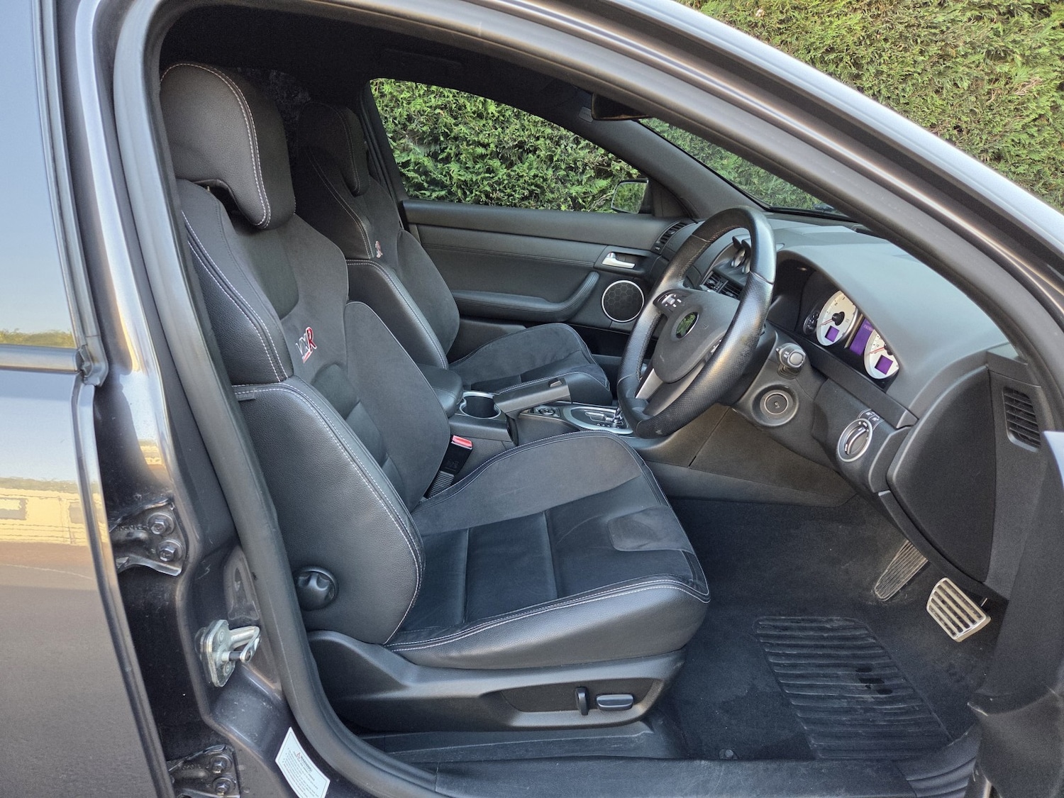 Used Vauxhall VXR8 2009 for sale - 76785018: Photo 11