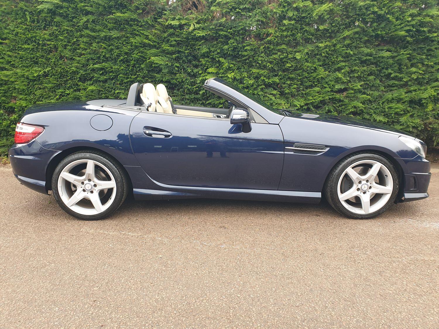 Used Mercedes-Benz SLK 2011 for sale - 77014882: Photo 4