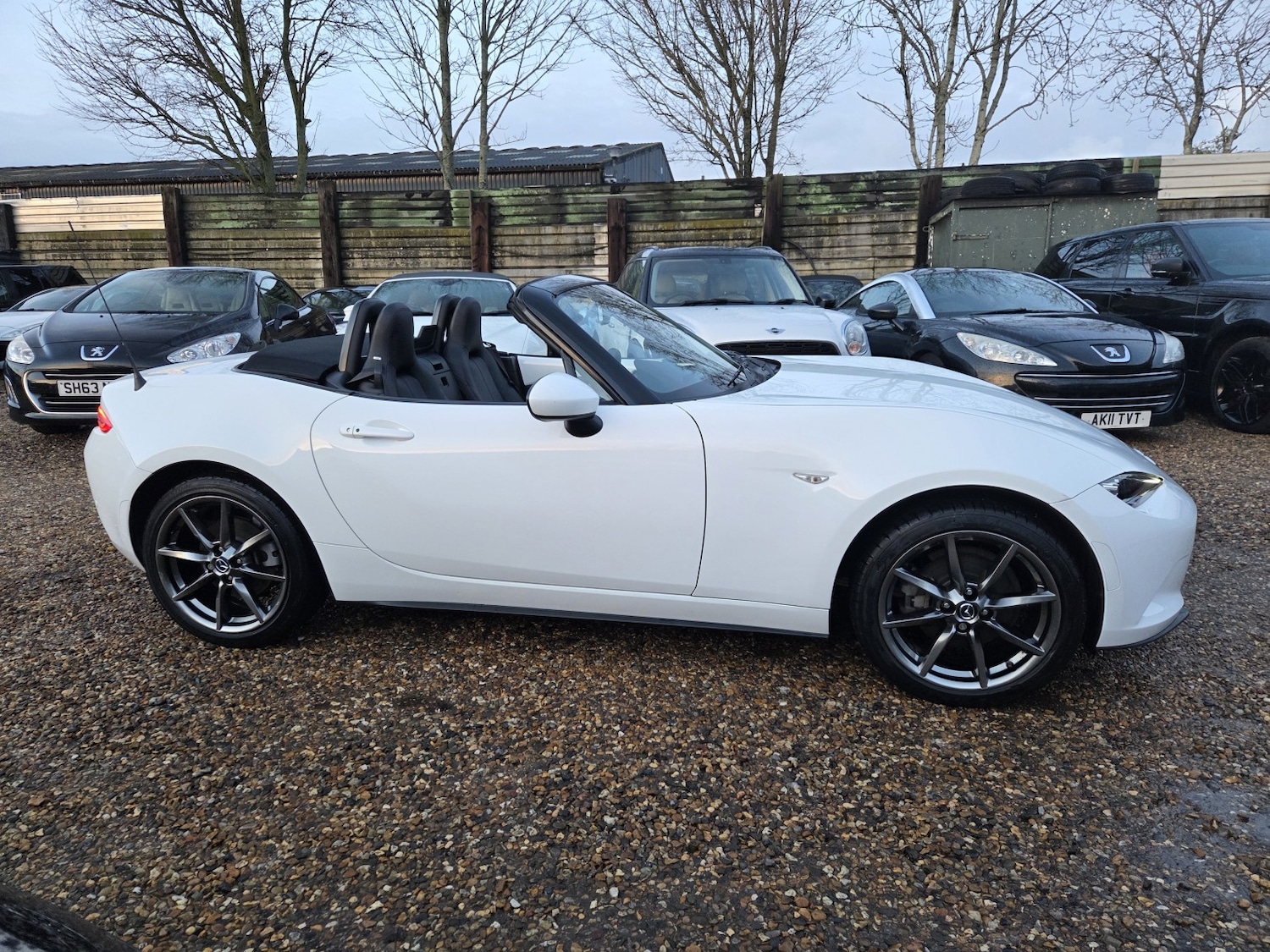 Used Mazda MX-5 2017 for sale - 77792792: Photo 4