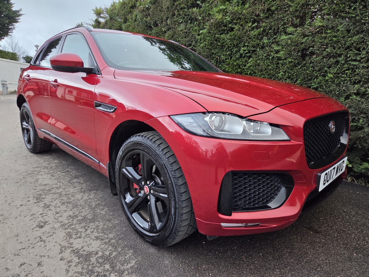 Used Jaguar F-Pace 2017 for sale - 77558516: Photo 2