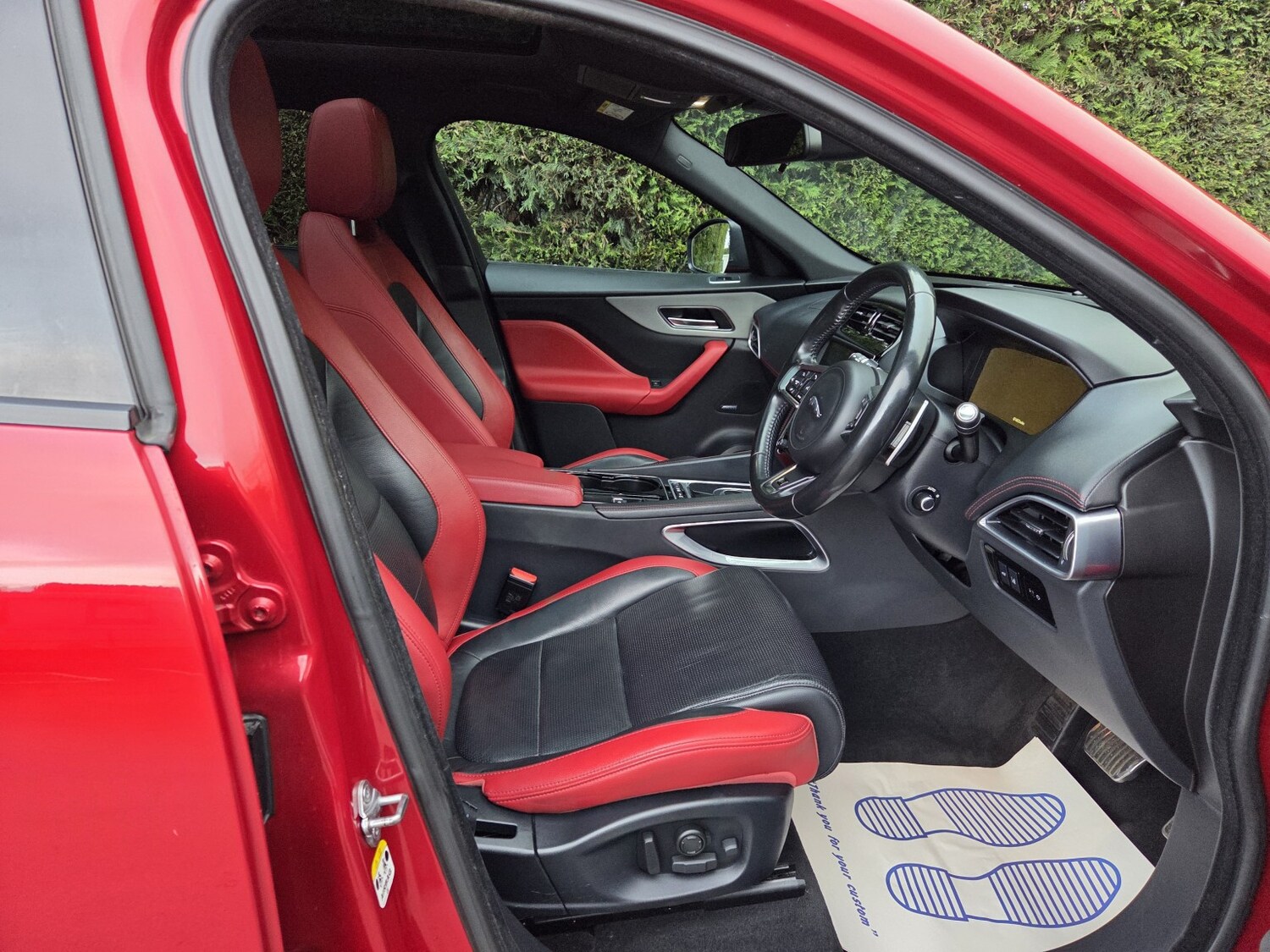 Used Jaguar F-Pace 2017 for sale - 77558516: Photo 9