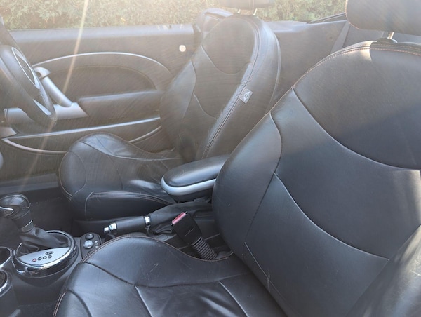 Used MINI Convertible 2005 for sale - 74291404: Photo 4