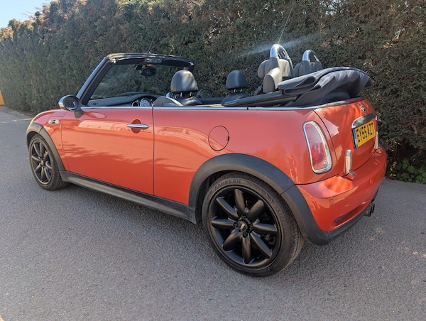 Used MINI Convertible 2005 for sale - 74291404: Photo 8