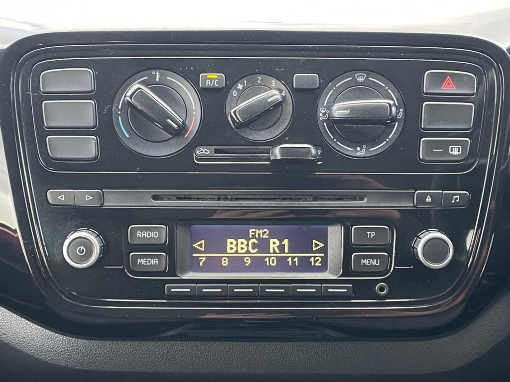 Used Volkswagen up! 2014 for sale - 77226581: Photo 21