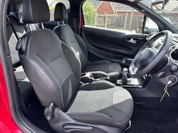 Used DS Automobiles DS 3 2017 for sale - 78557042: Photo