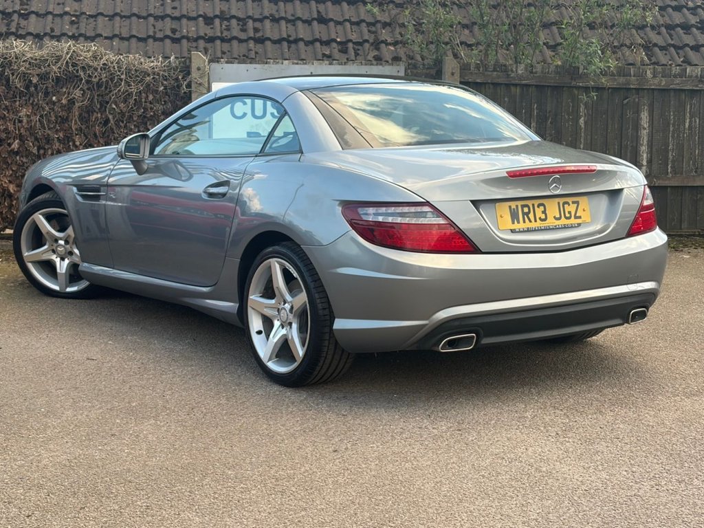 Used Mercedes-Benz SLK 2013 for sale - 77835333: Photo 16