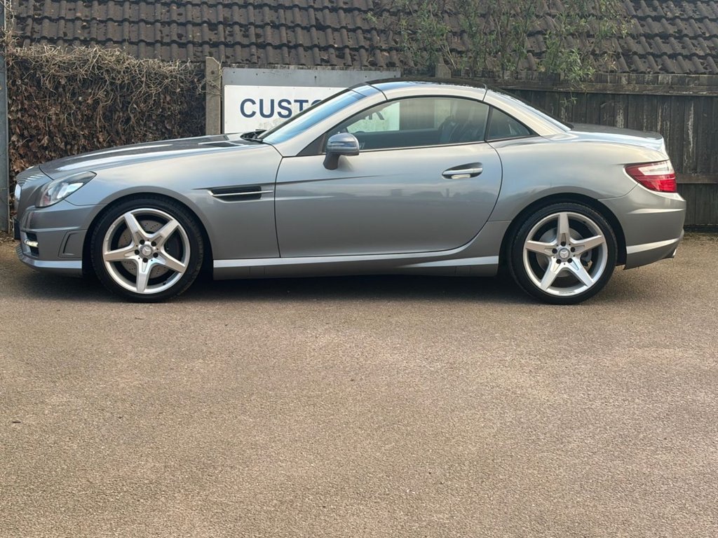 Used Mercedes-Benz SLK 2013 for sale - 77835333: Photo 26