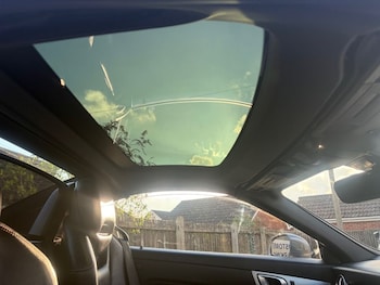 Used Mercedes-Benz SLK 2013 for sale - 77835333: Photo