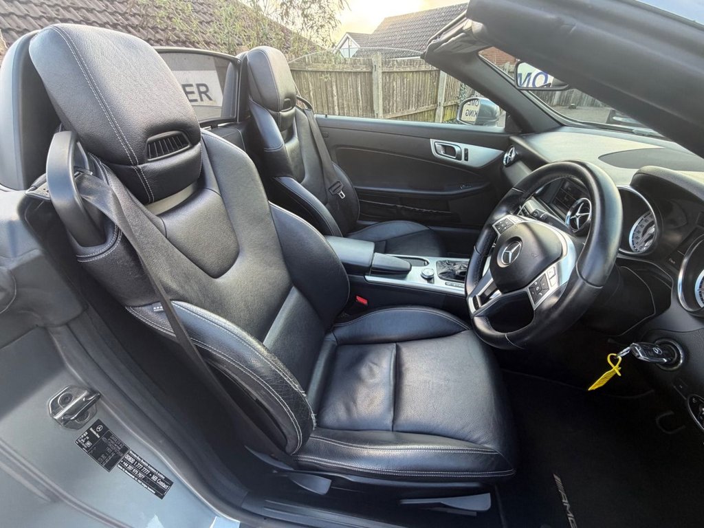 Used Mercedes-Benz SLK 2013 for sale - 77835333: Photo 4