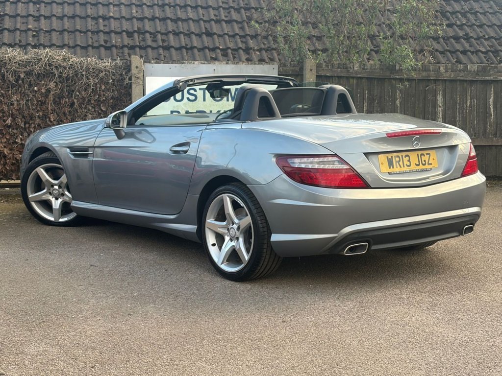 Used Mercedes-Benz SLK 2013 for sale - 77835333: Photo 9