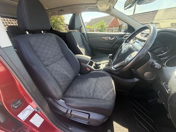 Used Nissan Qashqai 2015 for sale - 78672273: Photo