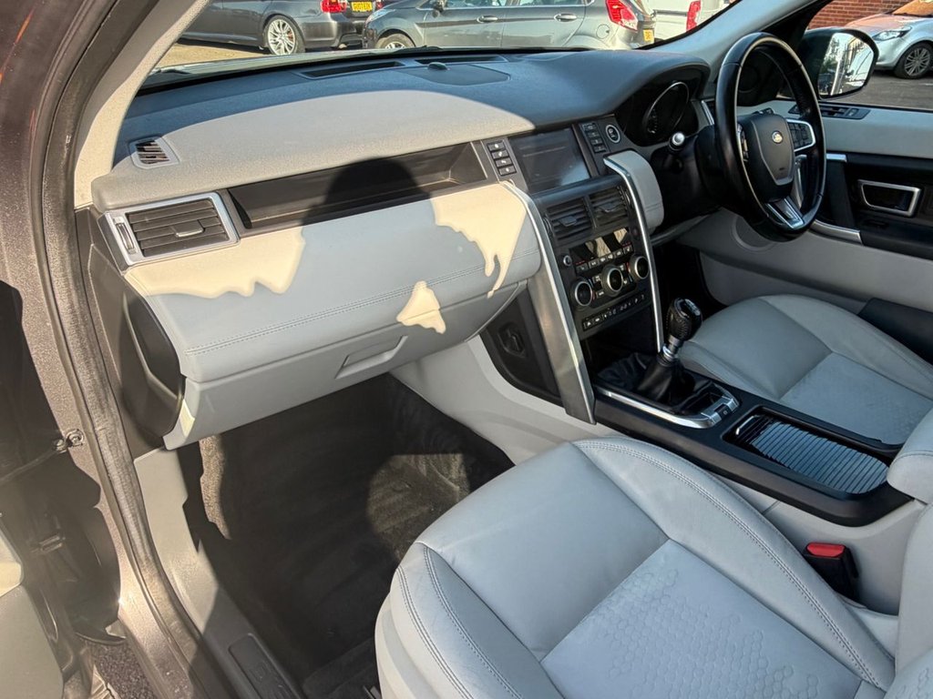 Used Land Rover Discovery Sport 2015 for sale - 77780286: Photo 23