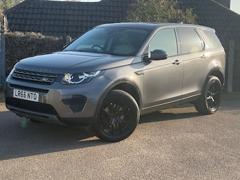 Used Land Rover Discovery Sport 2015 for sale - 77780286: Photo