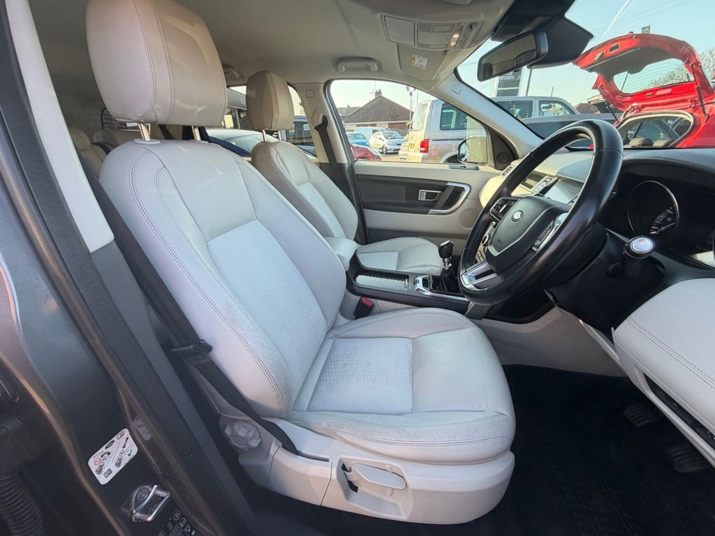 Used Land Rover Discovery Sport 2015 for sale - 77780286: Photo 3