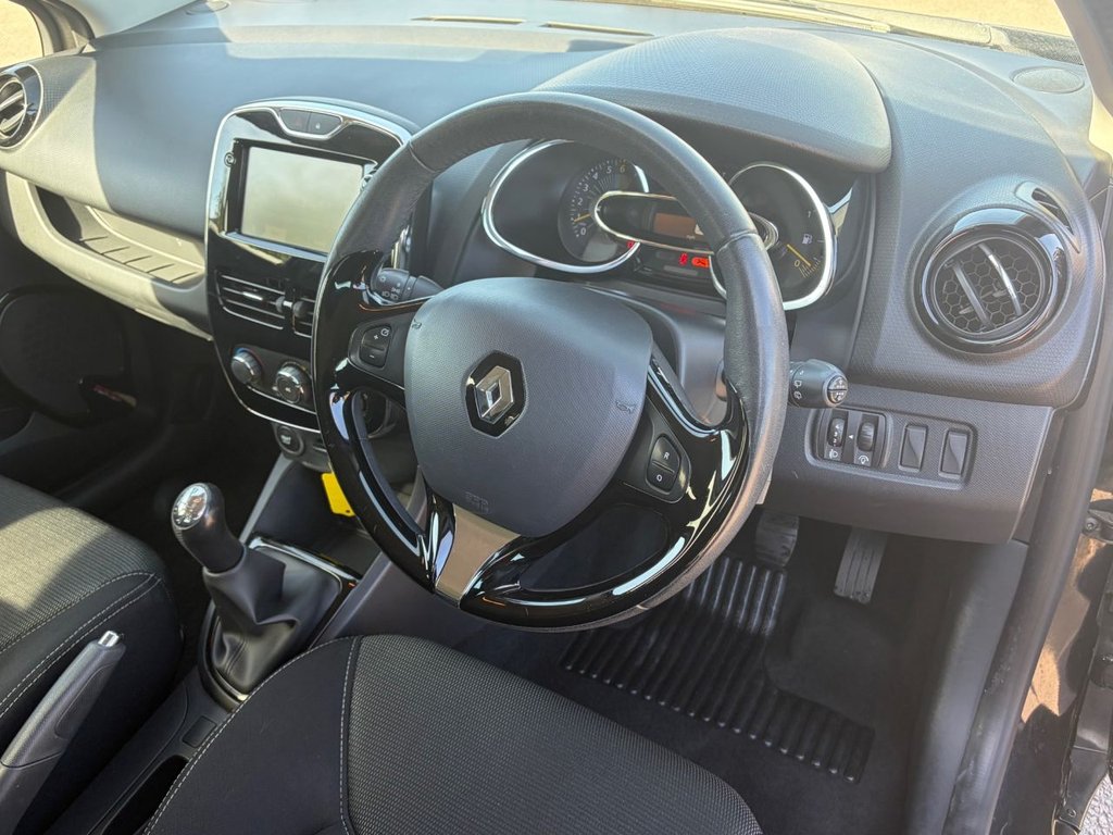 Used Renault Clio 2013 for sale - 77976385: Photo 10