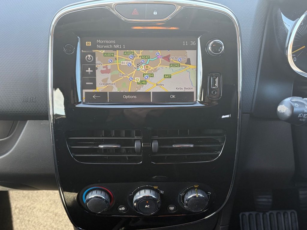 Used Renault Clio 2013 for sale - 77976385: Photo 15