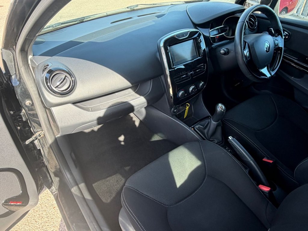 Used Renault Clio 2013 for sale - 77976385: Photo 19