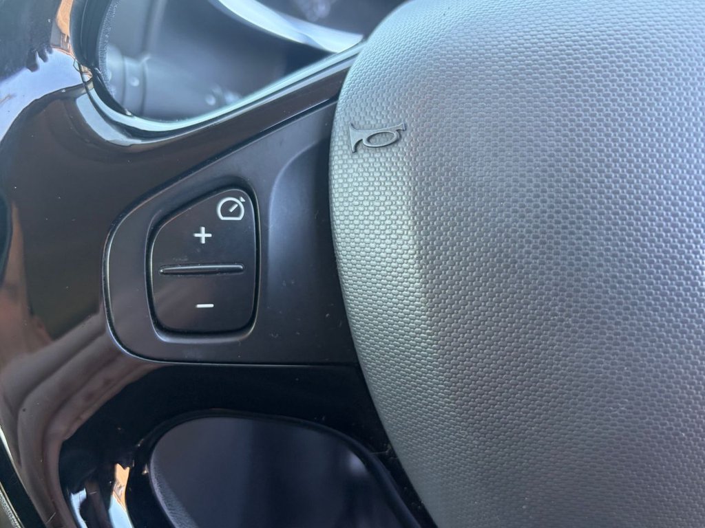 Used Renault Clio 2013 for sale - 77976385: Photo 20