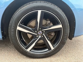 Used Volvo XC60 2016 for sale - 79817924: Photo
