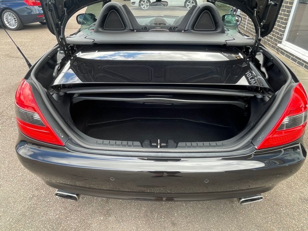 Used Mercedes-Benz SLK 2009 for sale - 76772656: Photo 29