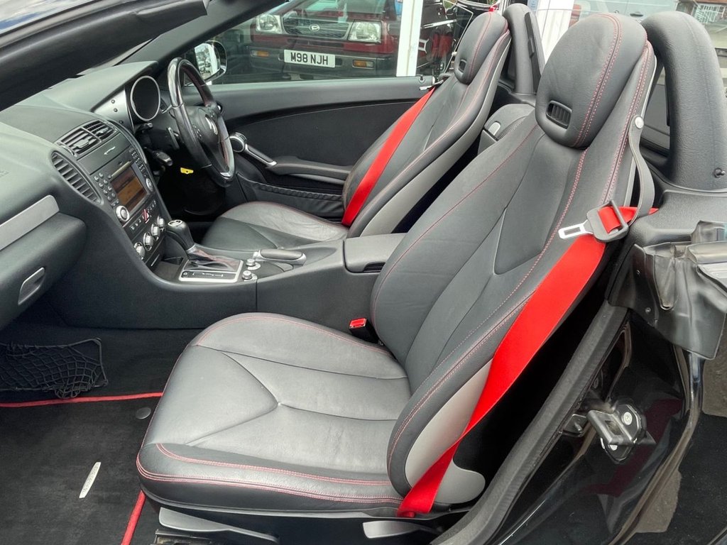Used Mercedes-Benz SLK 2009 for sale - 76772656: Photo 6
