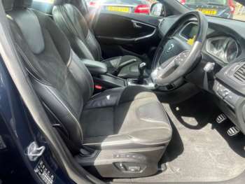 Used Volvo V40 2014 for sale - 74916995: Photo