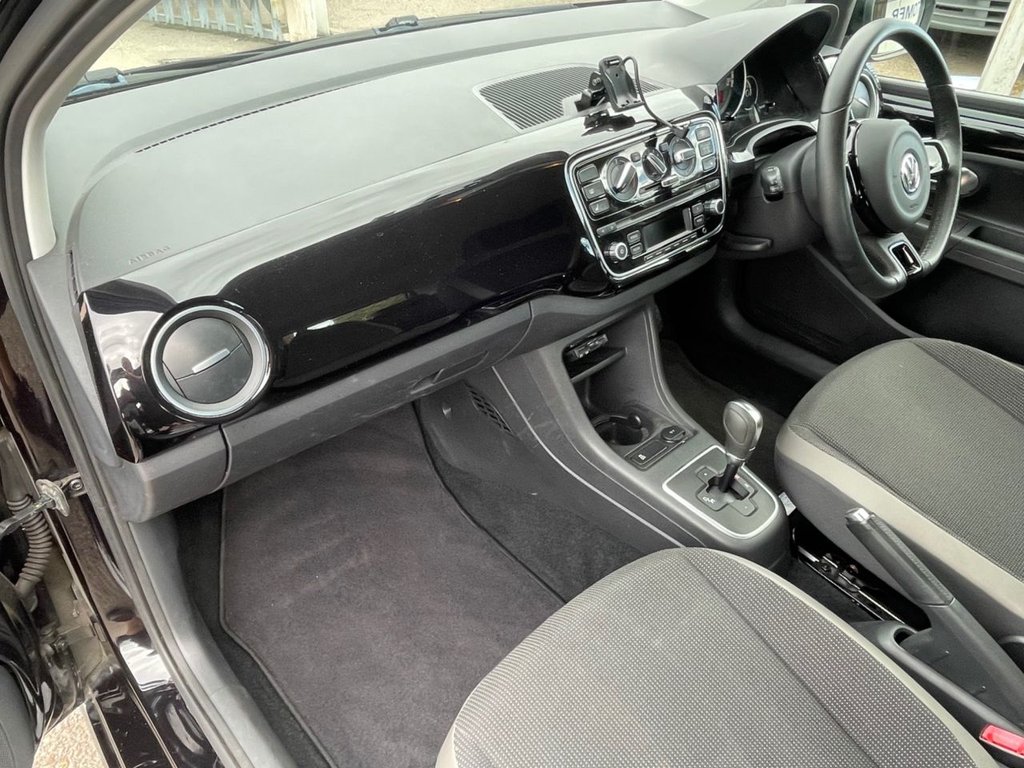 Used Volkswagen up! 2025 for sale - 76772661: Photo 19