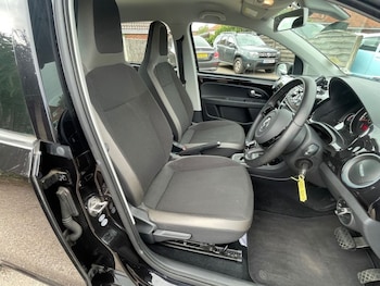 Used Volkswagen up! 2014 for sale - 76772661: Photo