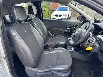 Used Renault Clio 2011 for sale - 78583247: Photo