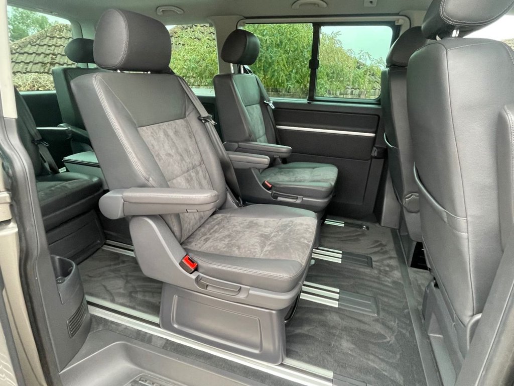 Used Volkswagen Caravelle 2013 for sale - 77080564: Photo 4