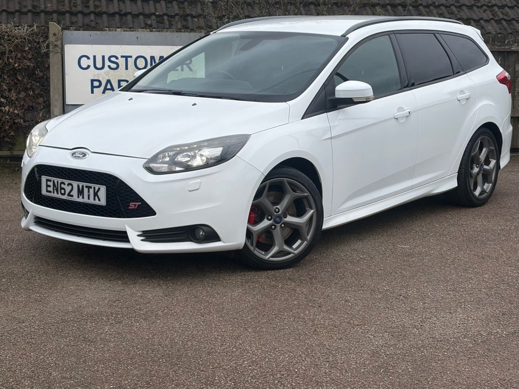 Used Ford Focus 2013 for sale - 77557559: Photo 2