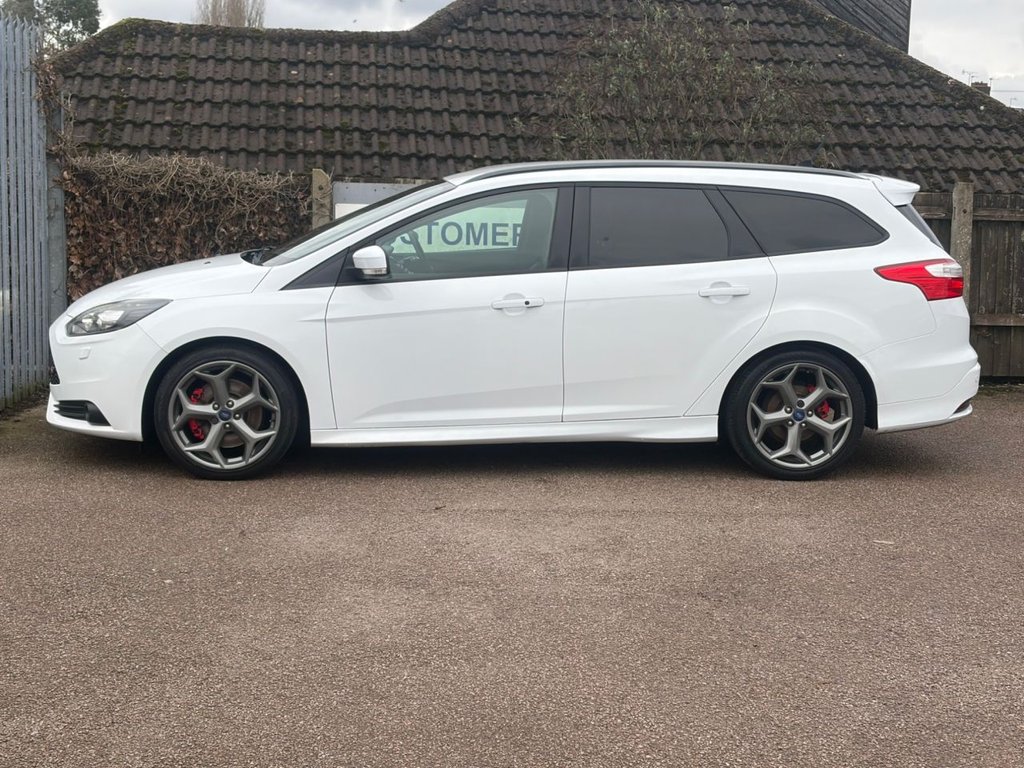 Used Ford Focus 2013 for sale - 77557559: Photo 26