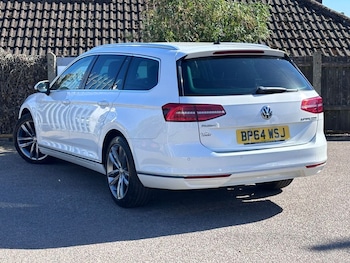 Used Volkswagen Passat 2015 for sale - 78458406: Photo