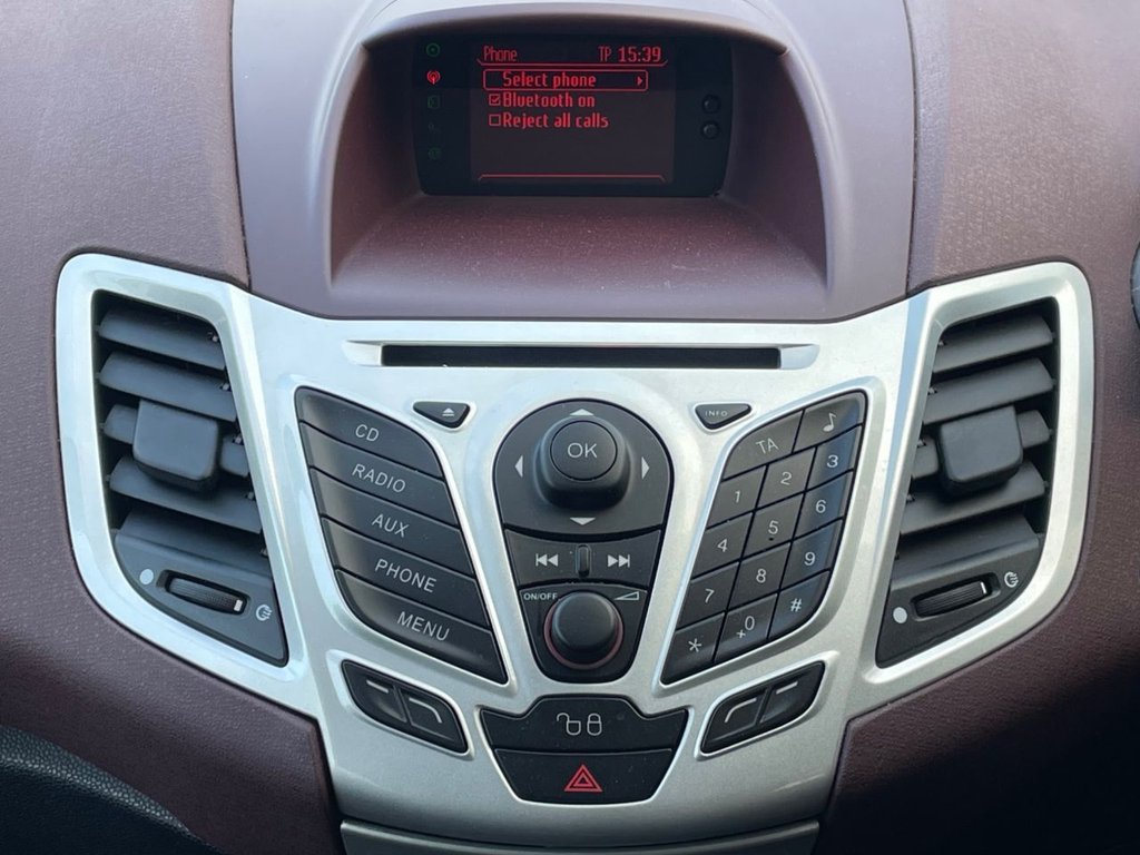 Used Ford Fiesta 2010 for sale - 76772669: Photo 23