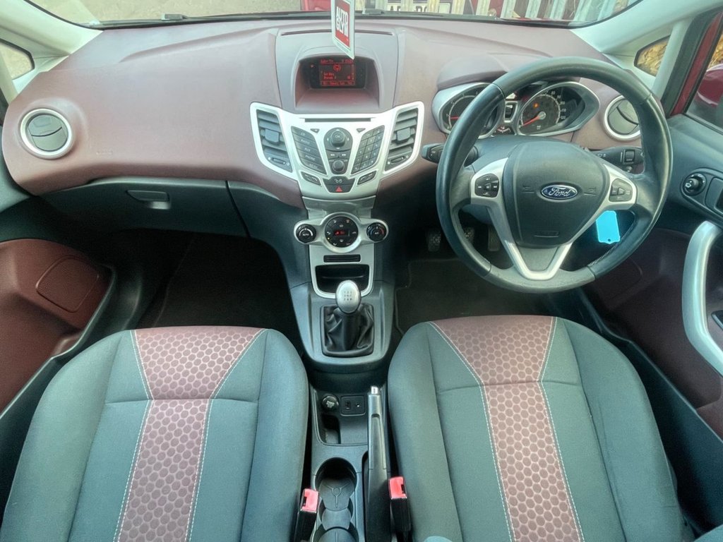 Used Ford Fiesta 2010 for sale - 76772669: Photo 27