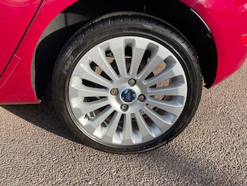 Used Ford Fiesta 2010 for sale - 76772669: Photo