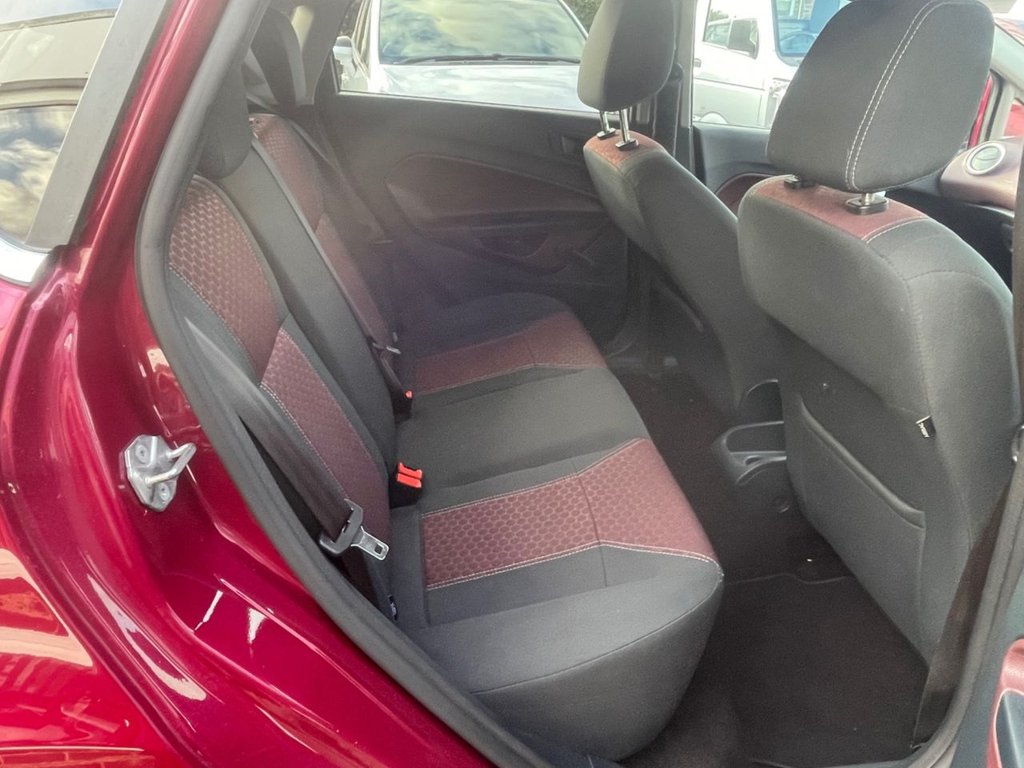 Used Ford Fiesta 2010 for sale - 76772669: Photo 6