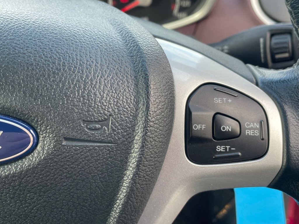 Used Ford Fiesta 2010 for sale - 76772669: Photo 9