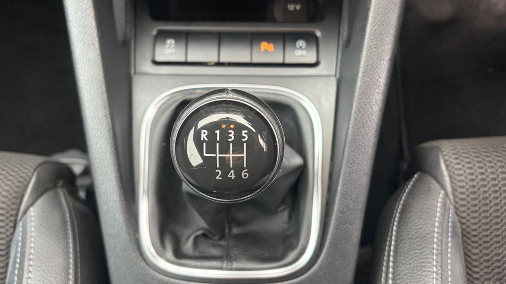 Used Volkswagen Scirocco 2015 for sale - 77621669: Photo 16