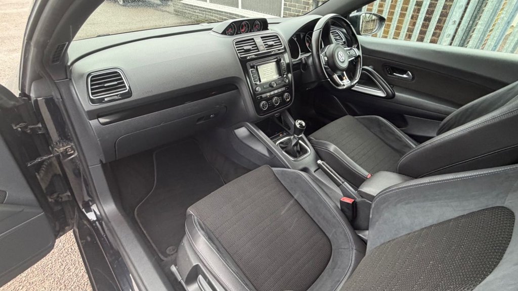 Used Volkswagen Scirocco 2015 for sale - 77621669: Photo 30