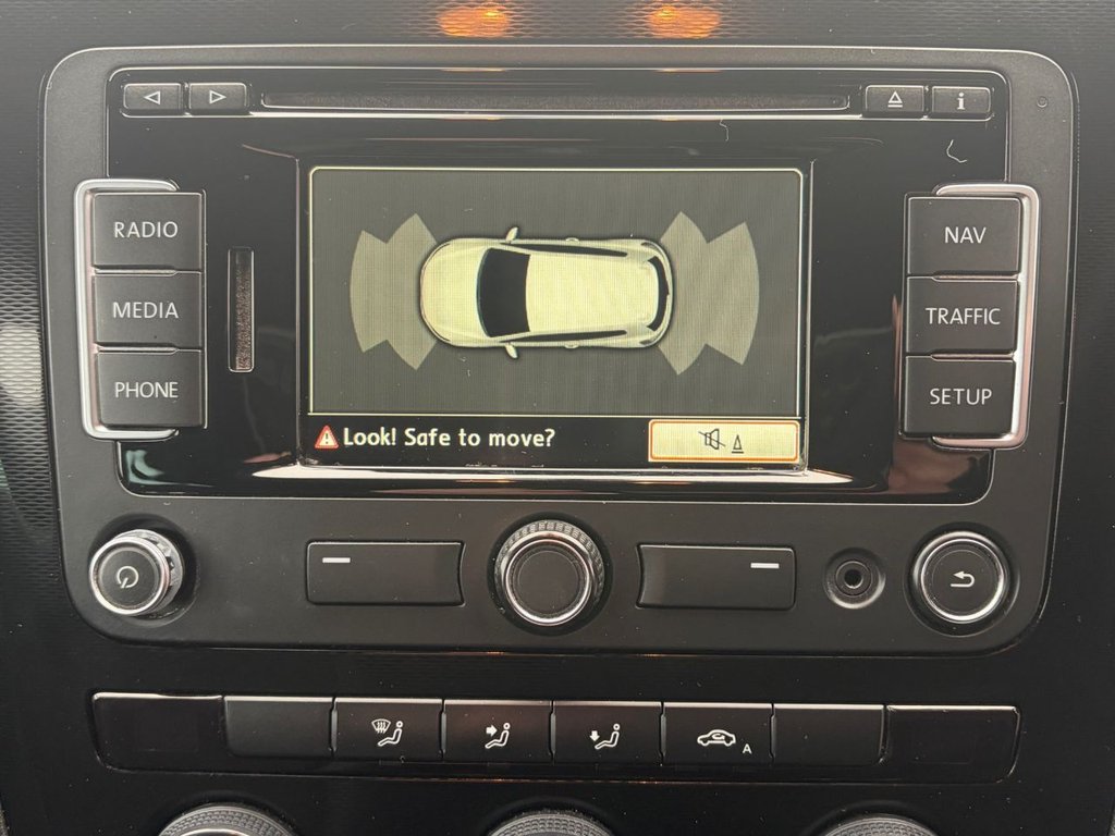 Used Volkswagen Scirocco 2015 for sale - 77621669: Photo 5