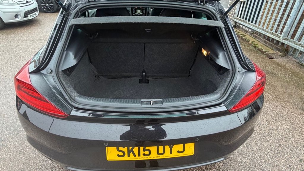 Used Volkswagen Scirocco 2015 for sale - 77621669: Photo 9