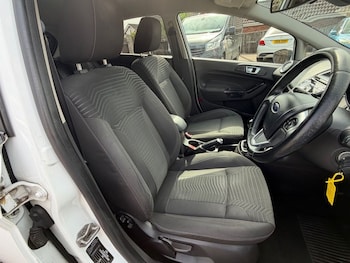 Used Ford Fiesta 2014 for sale - 79103232: Photo