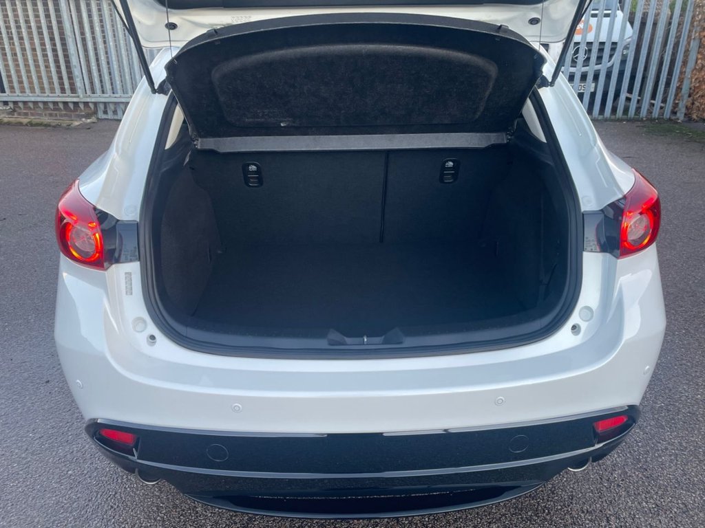 Used Mazda Mazda3 2016 for sale - 76772672: Photo 11