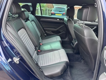 Used Volkswagen Passat 2016 for sale - 78257103: Photo