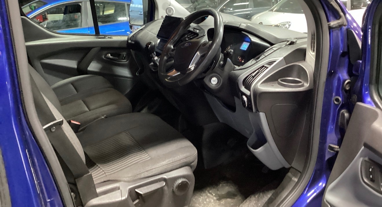 Used Ford Transit Custom 2015 for sale - 77164864: Photo 4