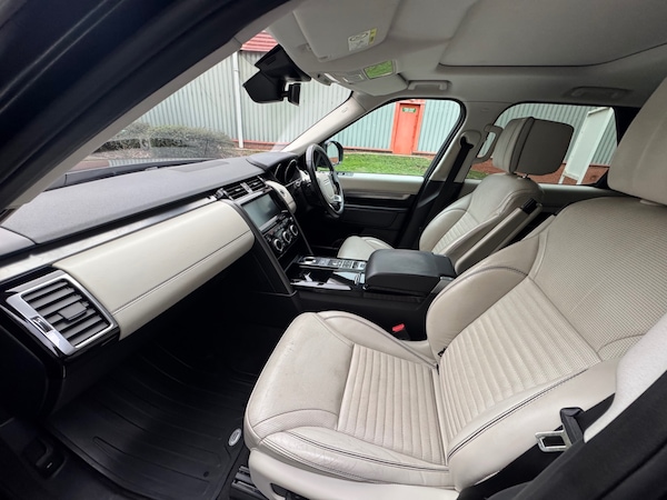 Used Land Rover Discovery 2017 for sale - 76331150: Photo 11