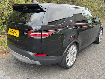 Used Land Rover Discovery 2017 for sale - 76331150: Photo